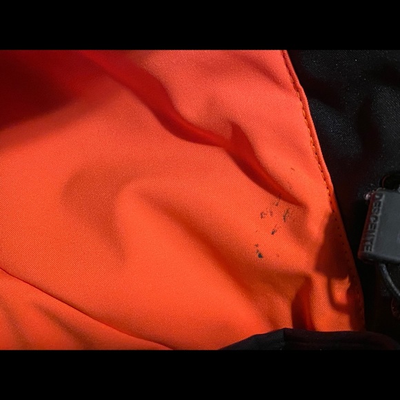 Descente ski jacket - medium - excellent condition - Picture 4 of 12